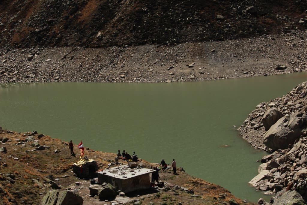 Satopanth Tal Trek
