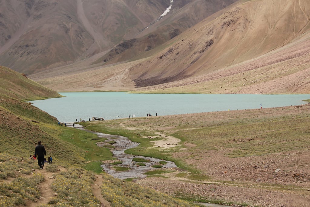 hampta pass chandratal trek