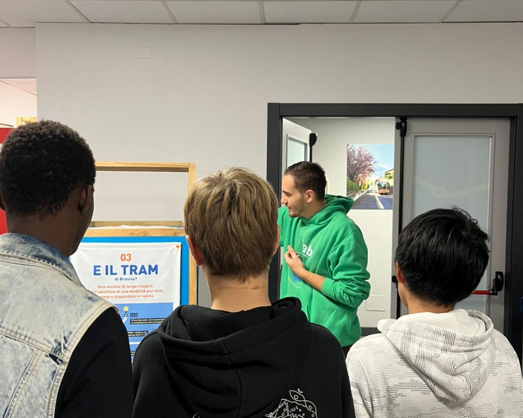 AmbienteParco and tram