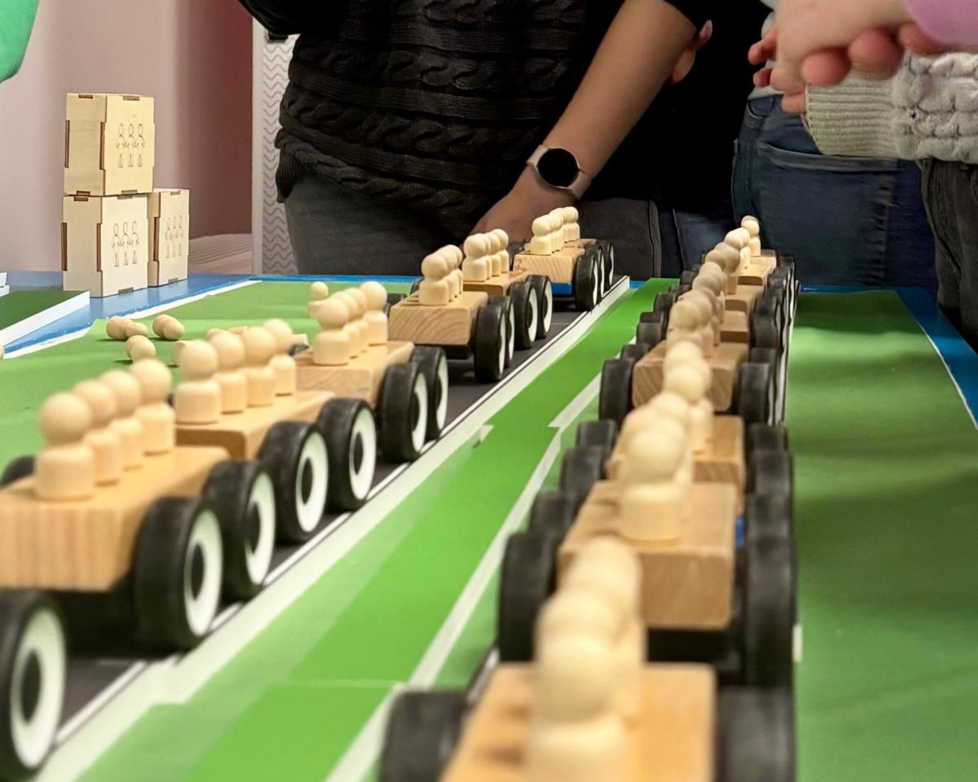 Detail Tram themed games