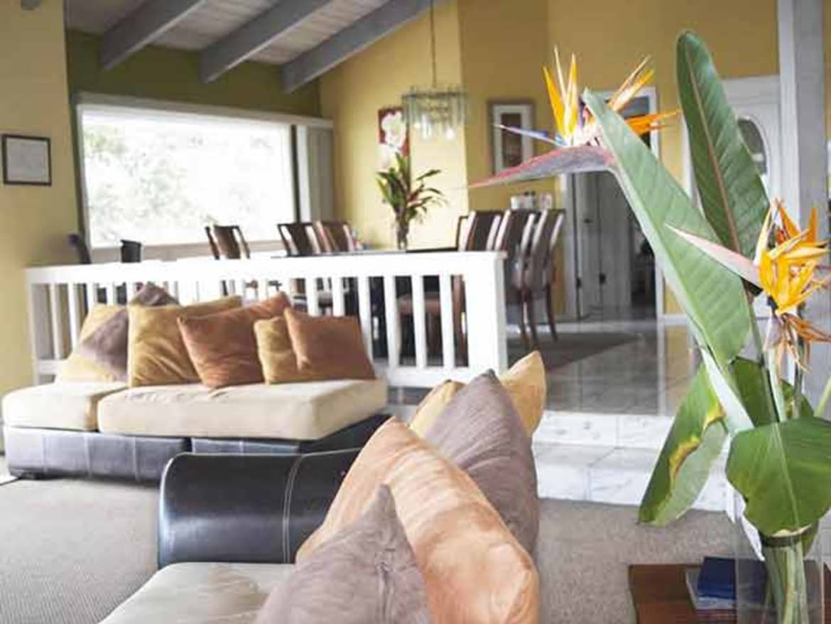 A very nice 8 bed residence for our clients. Living room | 8 bed residence | hawaii island recovery