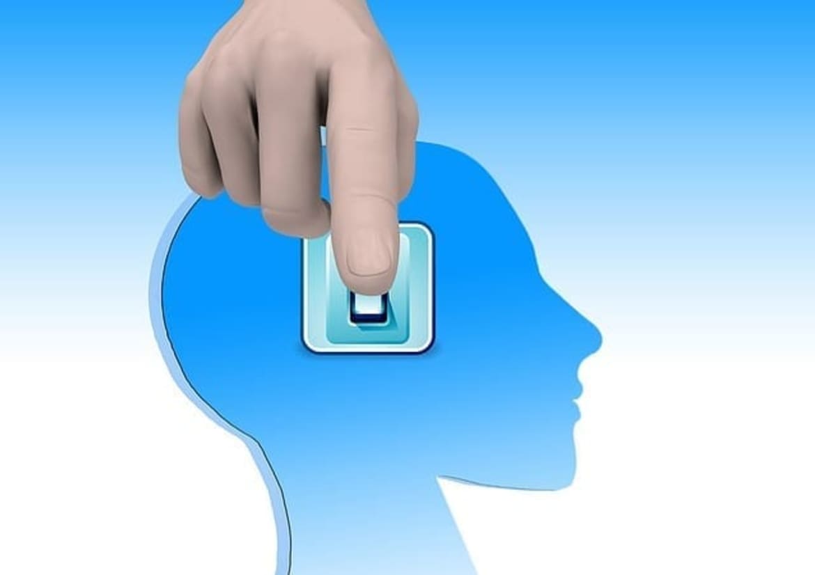 Heavy drug and alcohol use wreaks havoc on your memory. Boost your memory