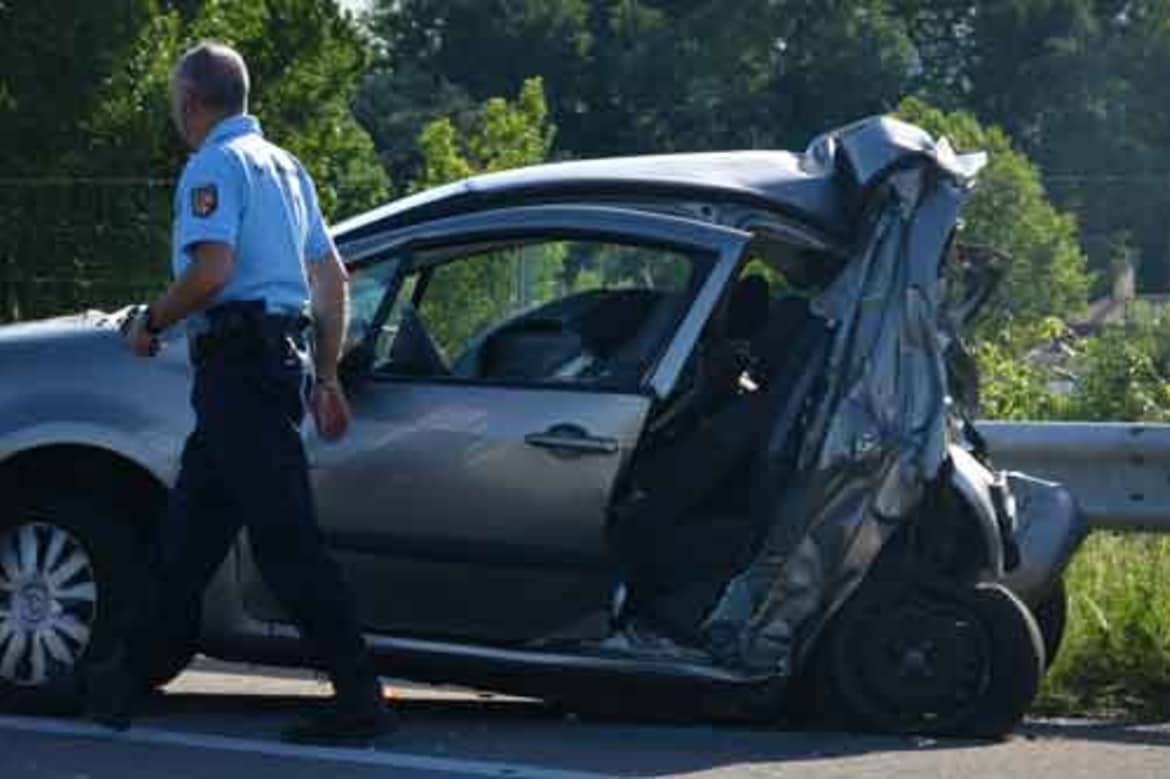 People who grapple with long term use of Klonopin also put themselves at greater risk for a car crash. Klonopin also put themselves at greater risk for a car crash