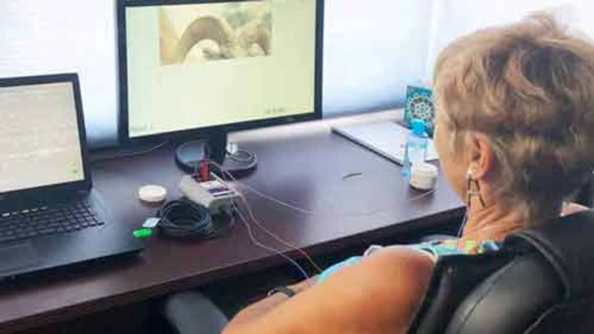 Neurofeedback is provided by an experienced therapists at Hawaii Island Recovery Neurofeedback