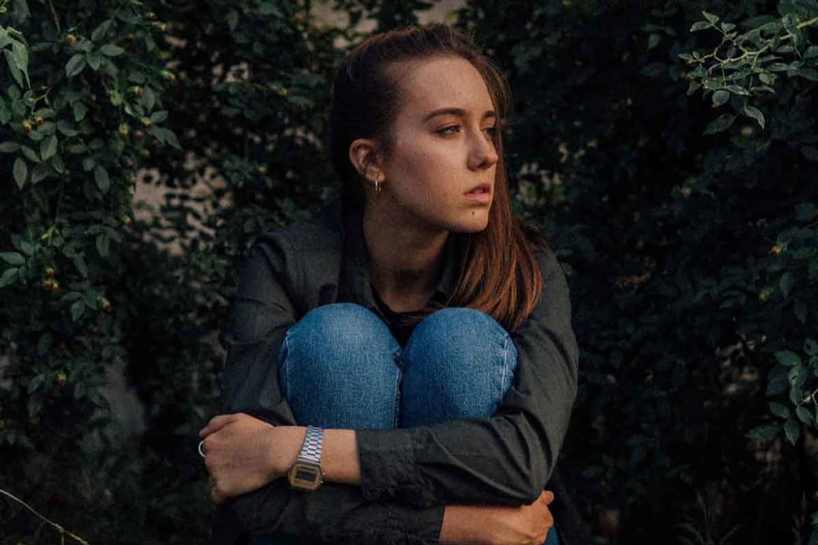 Bipolar disorder is characterized by two main mood episodes: mania (or hypomania) and depression. Signs and Symptoms of Bipolar Disorder