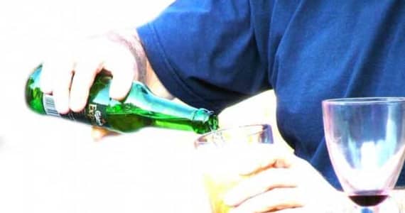 What Are The Signs of Alcohol Addiction