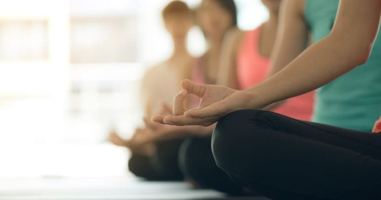 The Benefits of Yoga and Meditation in Addiction Recovery - Hawaii Island Recovery