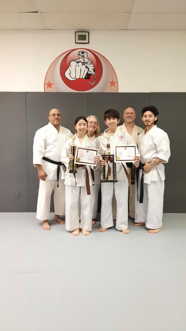 Promotion picture with instructors
