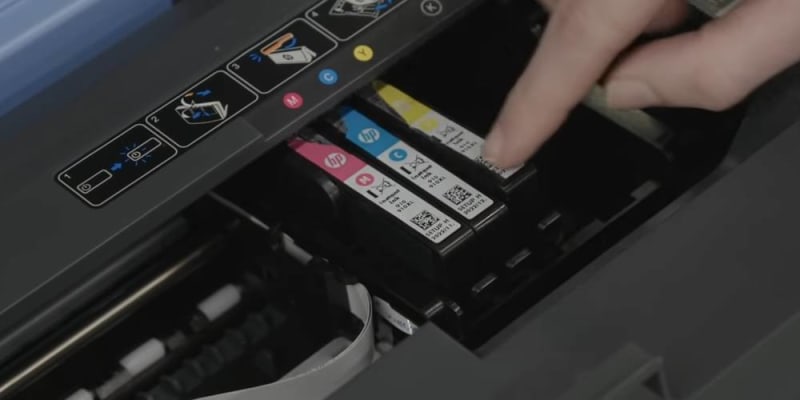 kontrollálni a költségeket