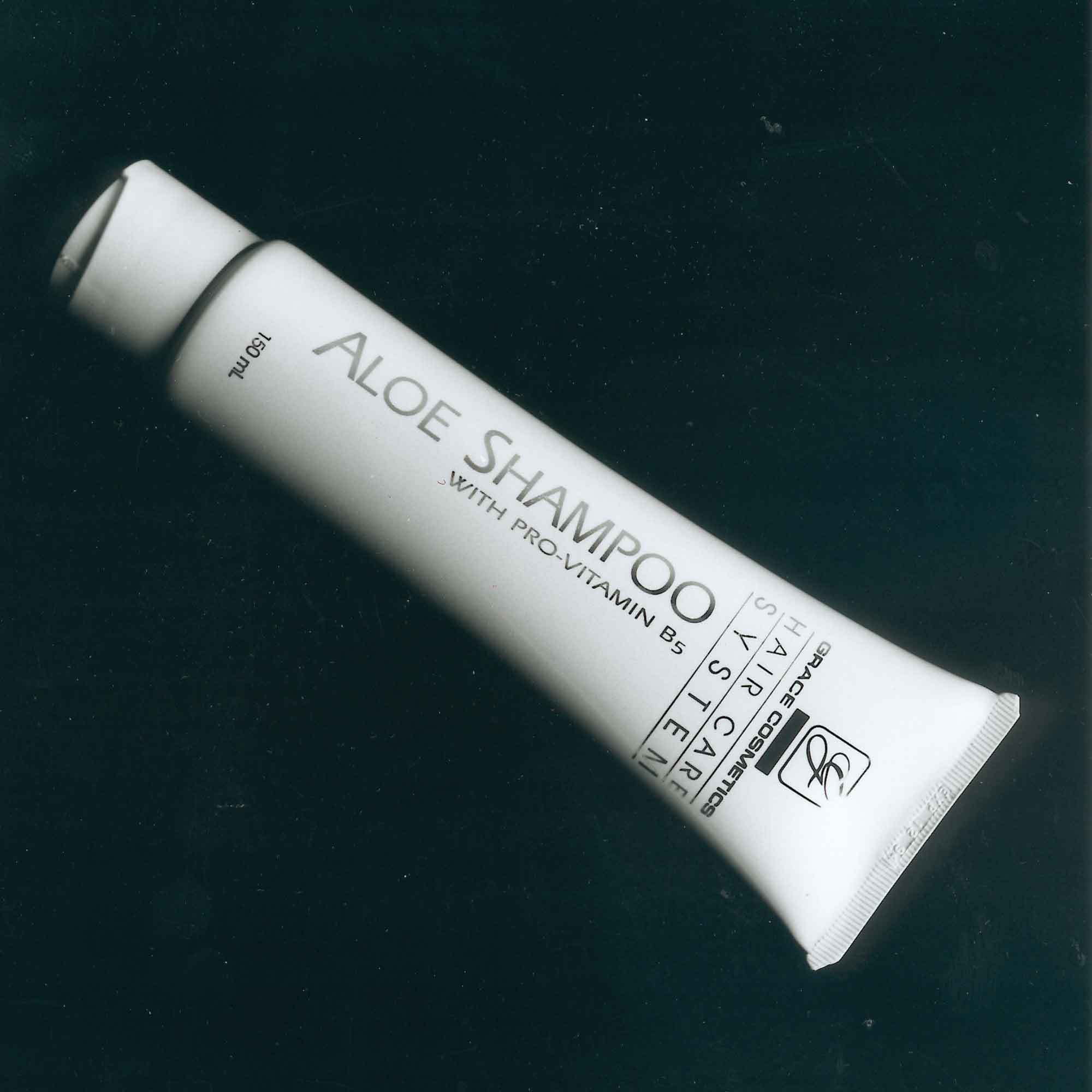 Grace Cosmetics aloe shampoo tube