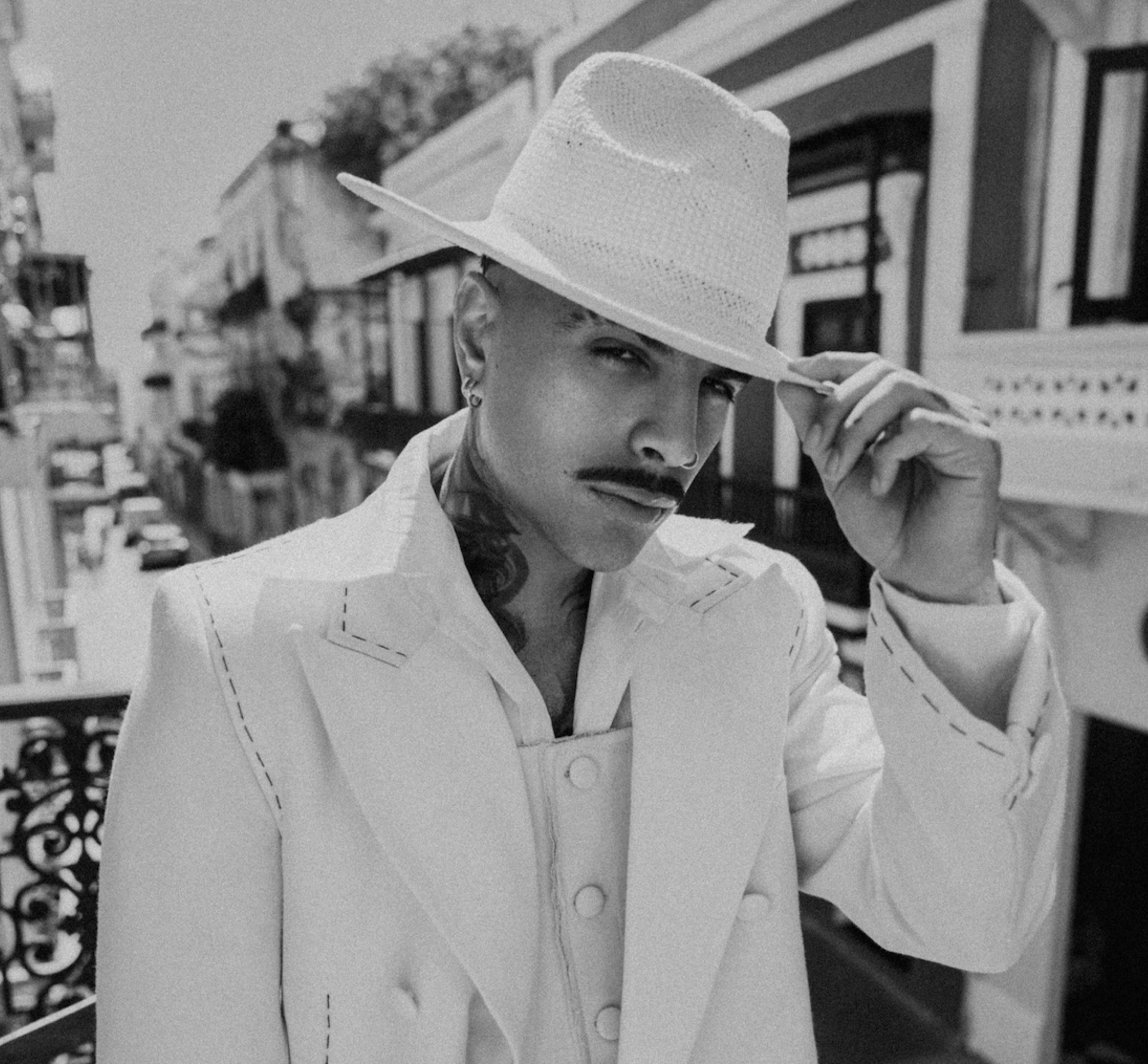Carlos, Kacey and Rauw Among Latest Batch of Latin Grammys Performers