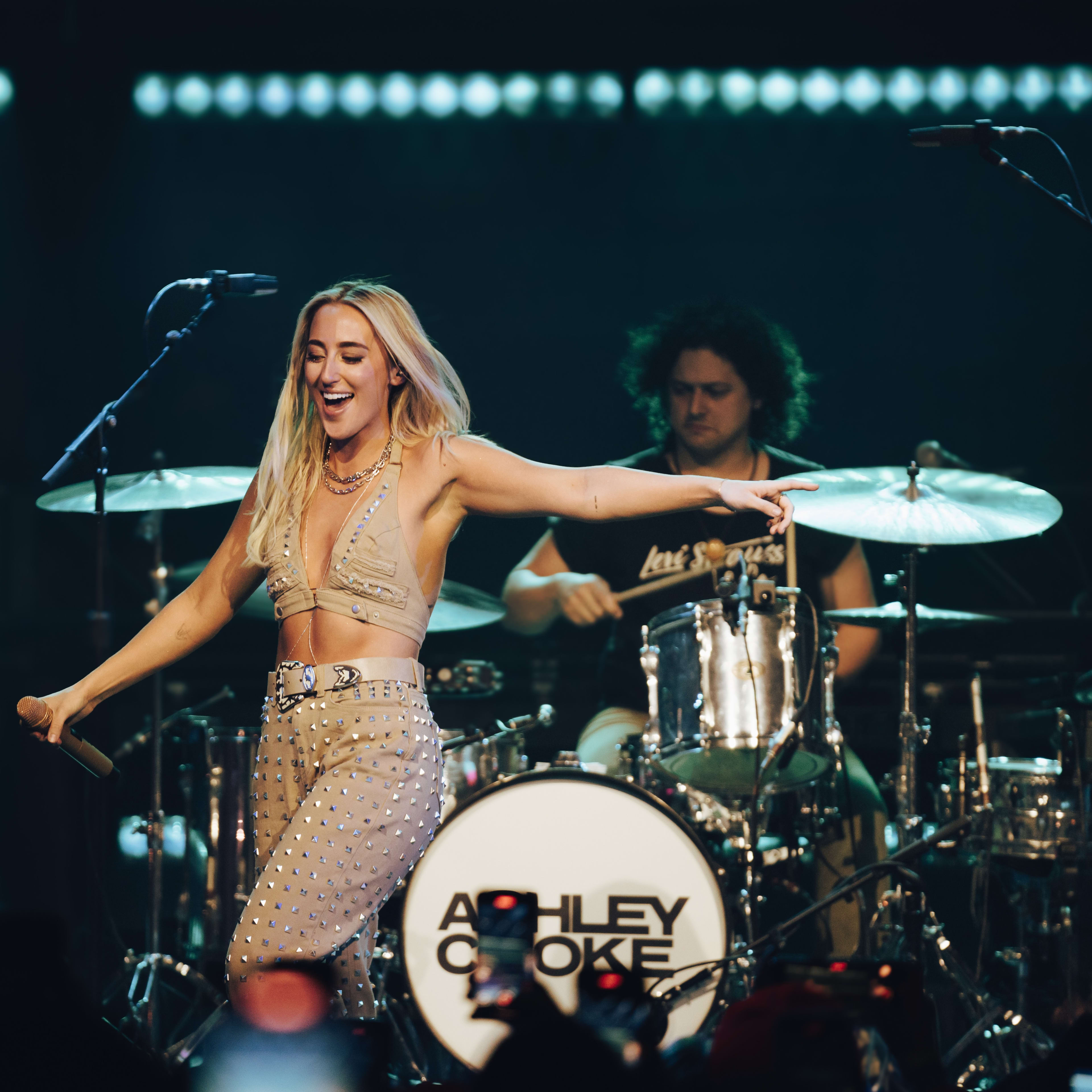 ASHLEY COOKE: SINGING FOR YOUNG WOMEN