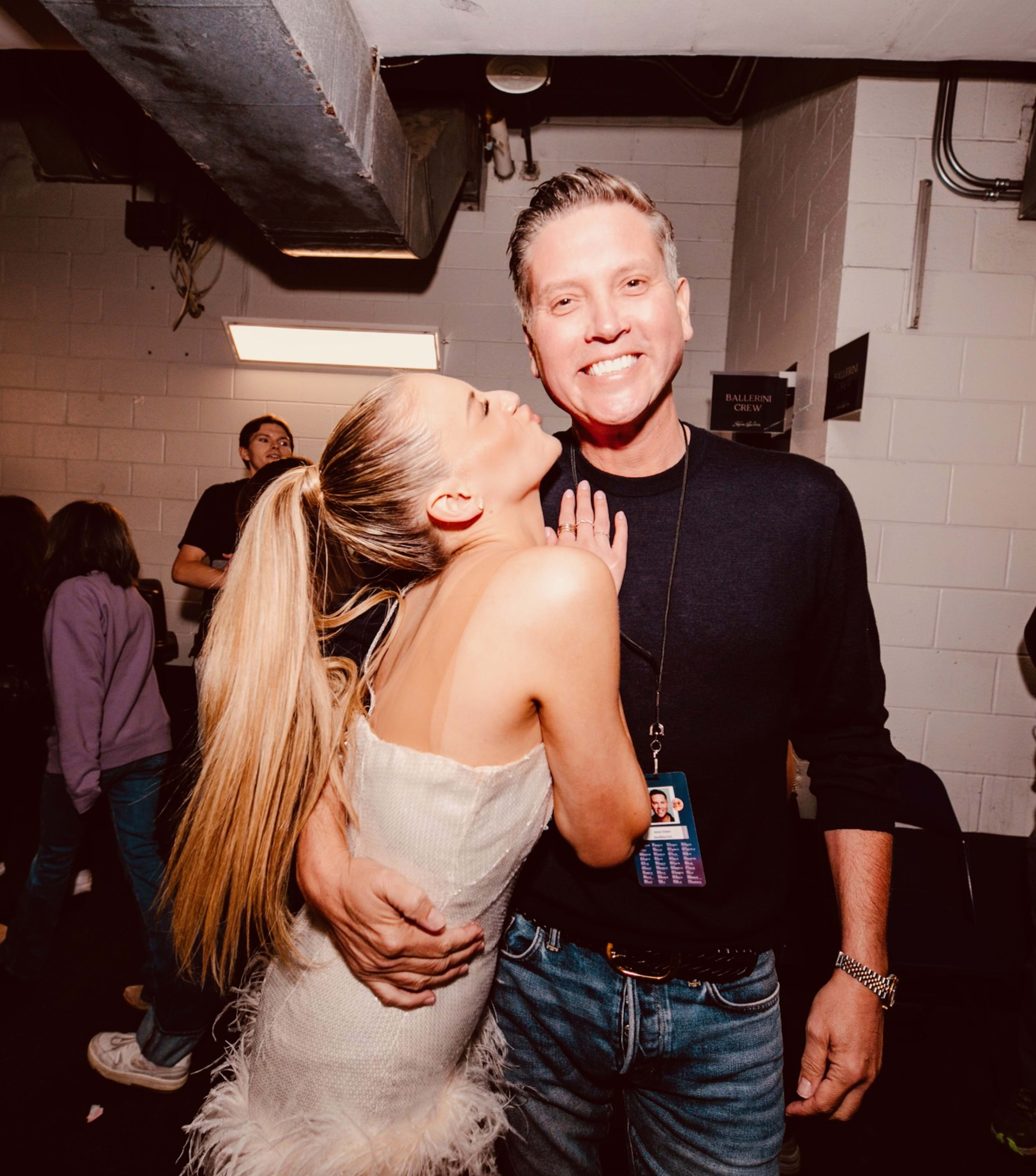 KELSEA BALLERINI'S "LIVE ON TOUR" IS A WRAP