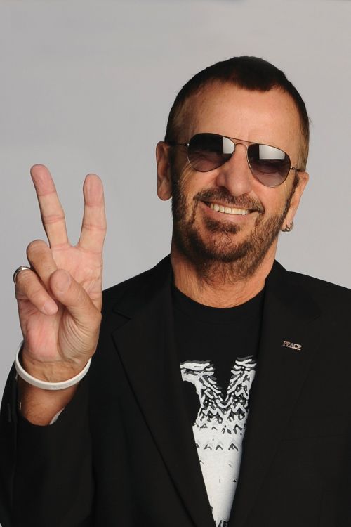 RINGO TAKES HIS SONGS TO BMG