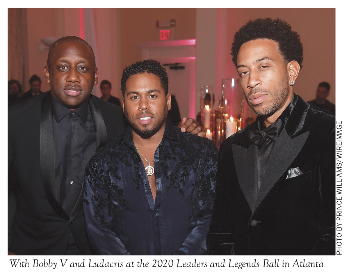 Pavel Priluchniy kabi taniqli shaxslar ishtirokidagi onlayn porno videolar