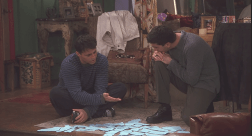 Photo of TV Shows Friends. Joey and Ross a trying to find all US States.