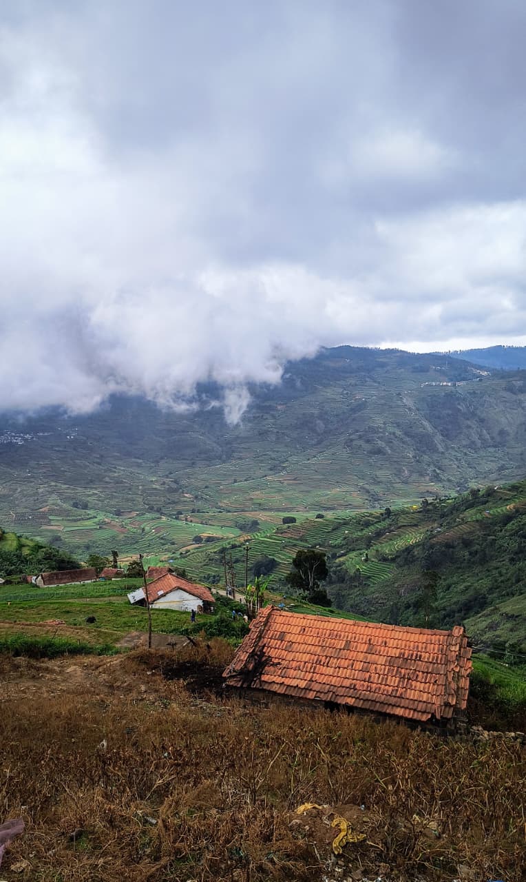 Poomparai village