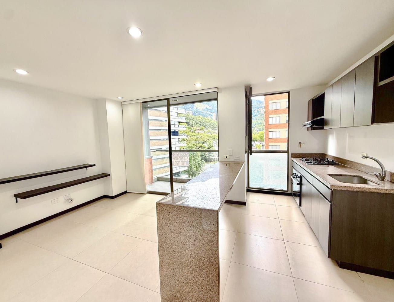 APARTAMENTO EXCELENTE ZONA