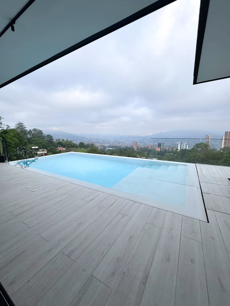 EL CIELO DE MEDELLIN