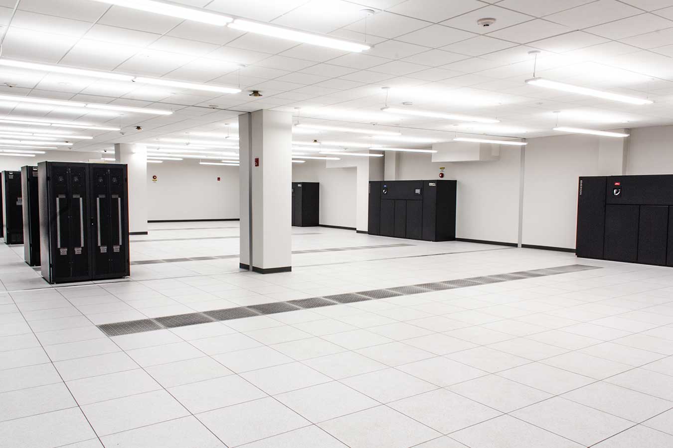Expedient: Phoenix-North Mountain Data Center