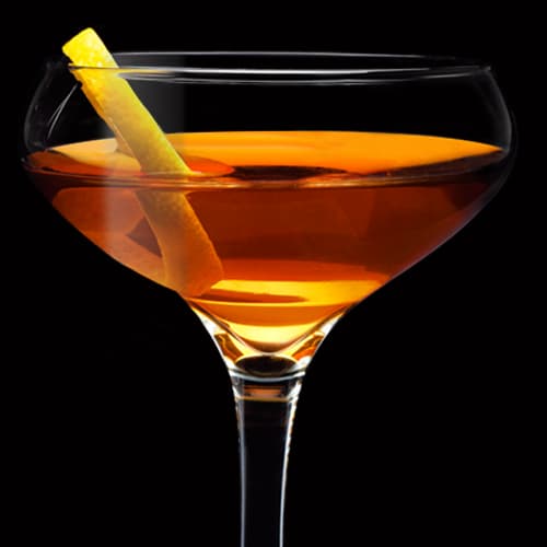 Tennessee Rye Manhattan Cocktail served with lemon peel