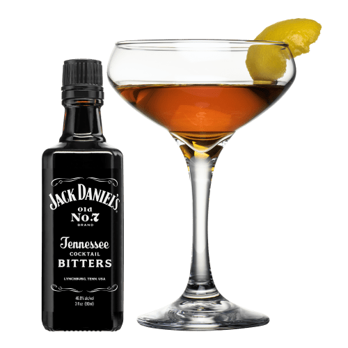 Tennessee Rye Manhattan Cocktail served with lemon peel