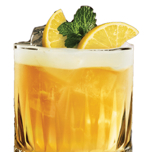 Gentleman's Sour, koktejl podávaný s citronovou kůrou