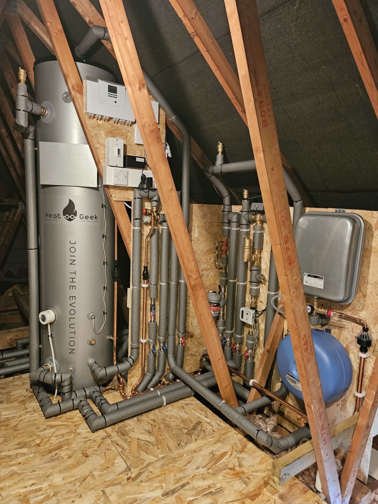 Detached property, hosted by Mark | Visit a heat pump