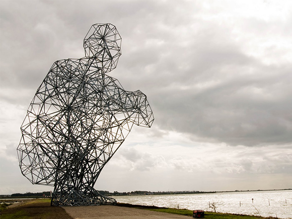 Antony Gormley, Hurkende man, 2010, Lelystad