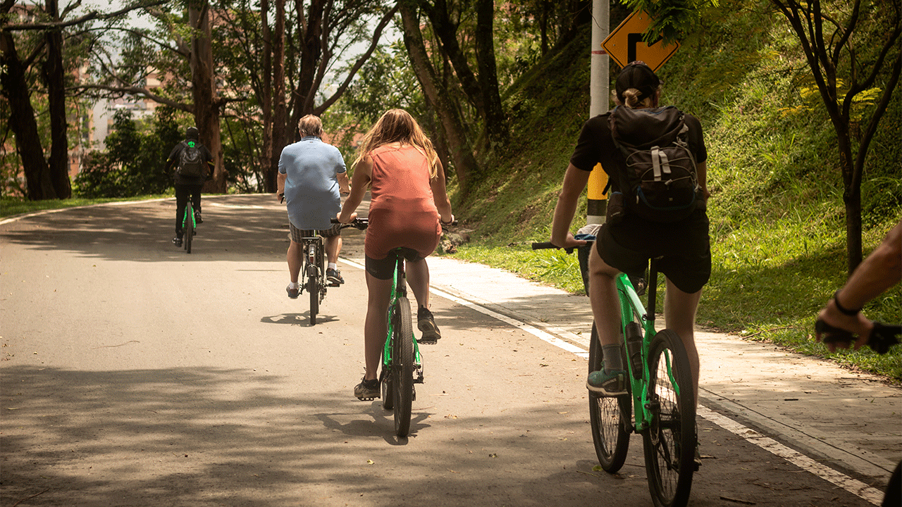 Beyond Colombia Free Tours | Medellín BC Buddy