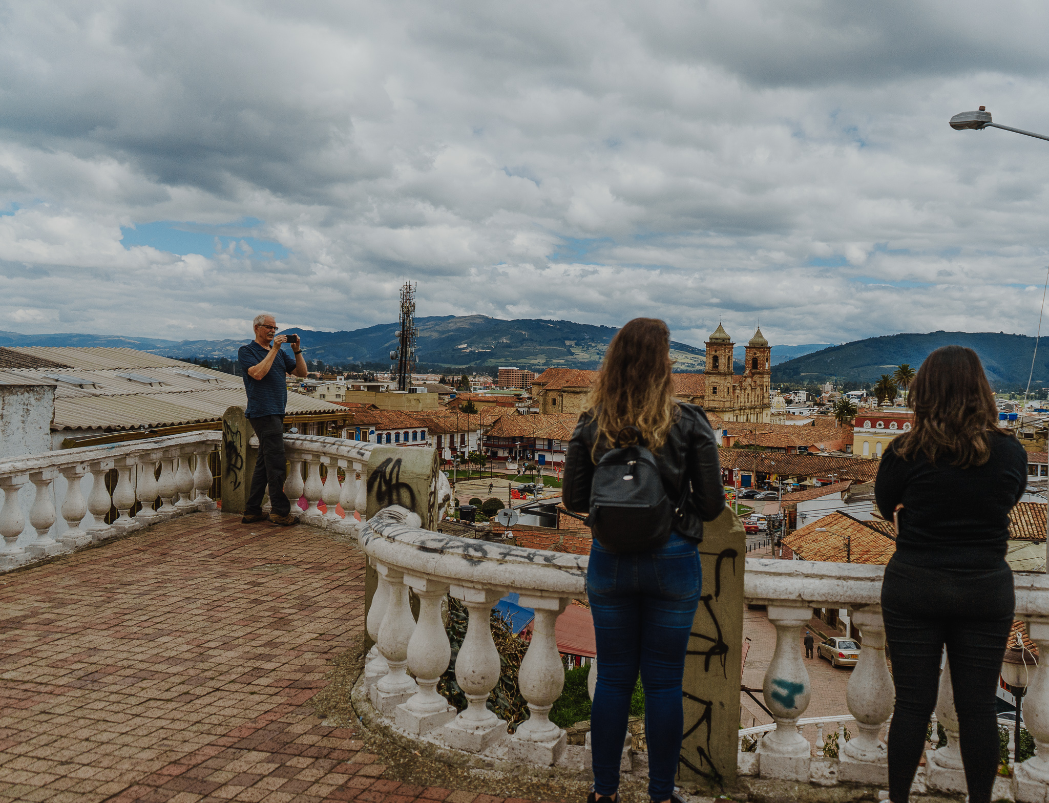 Beyond Colombia Tours | Tour: Zipaquira Salt Cathedral & Andres Carne de Res in Chia