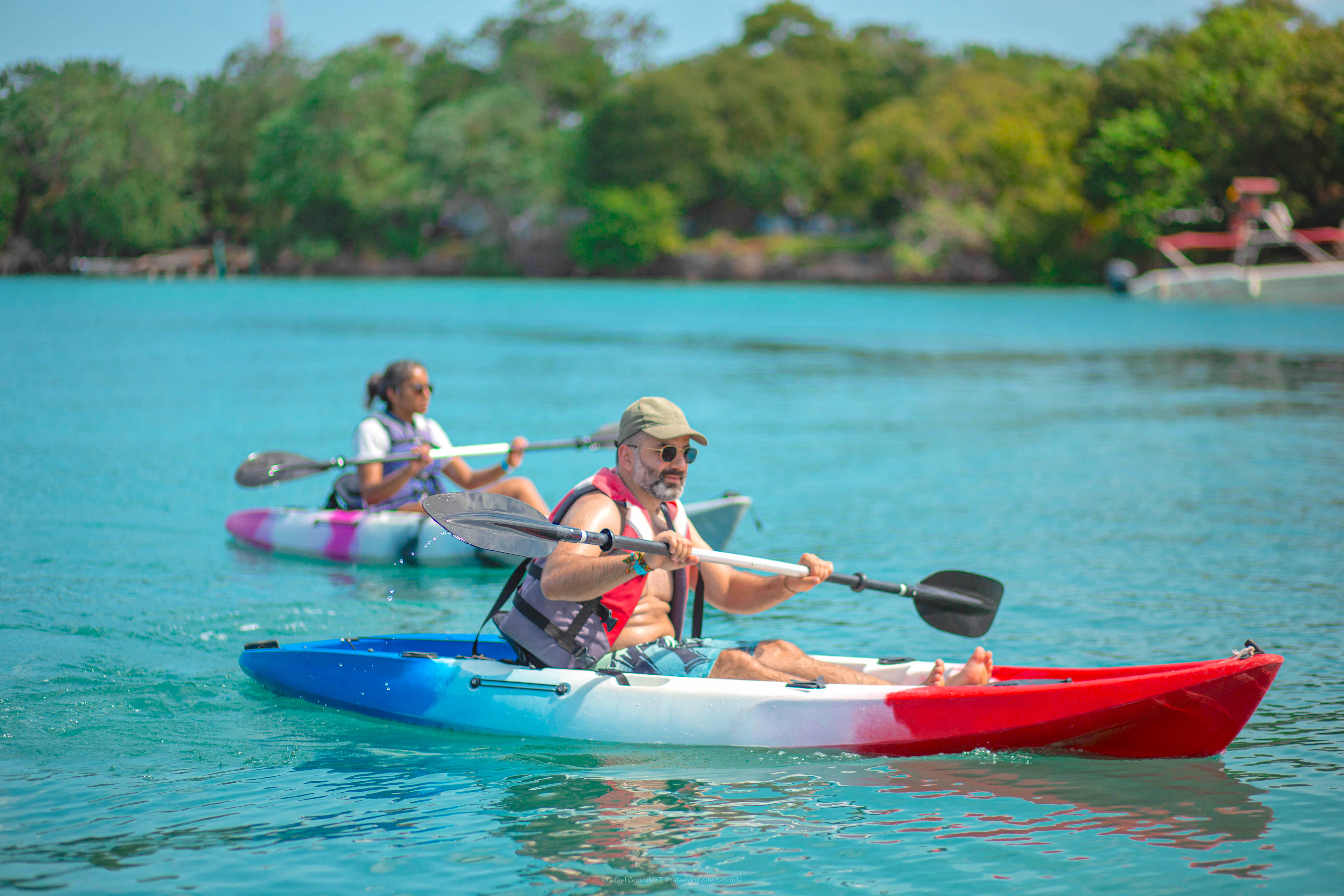 Beyond Colombia Tours | Tour: Pasadía en Isla Bela en Islas del Rosario