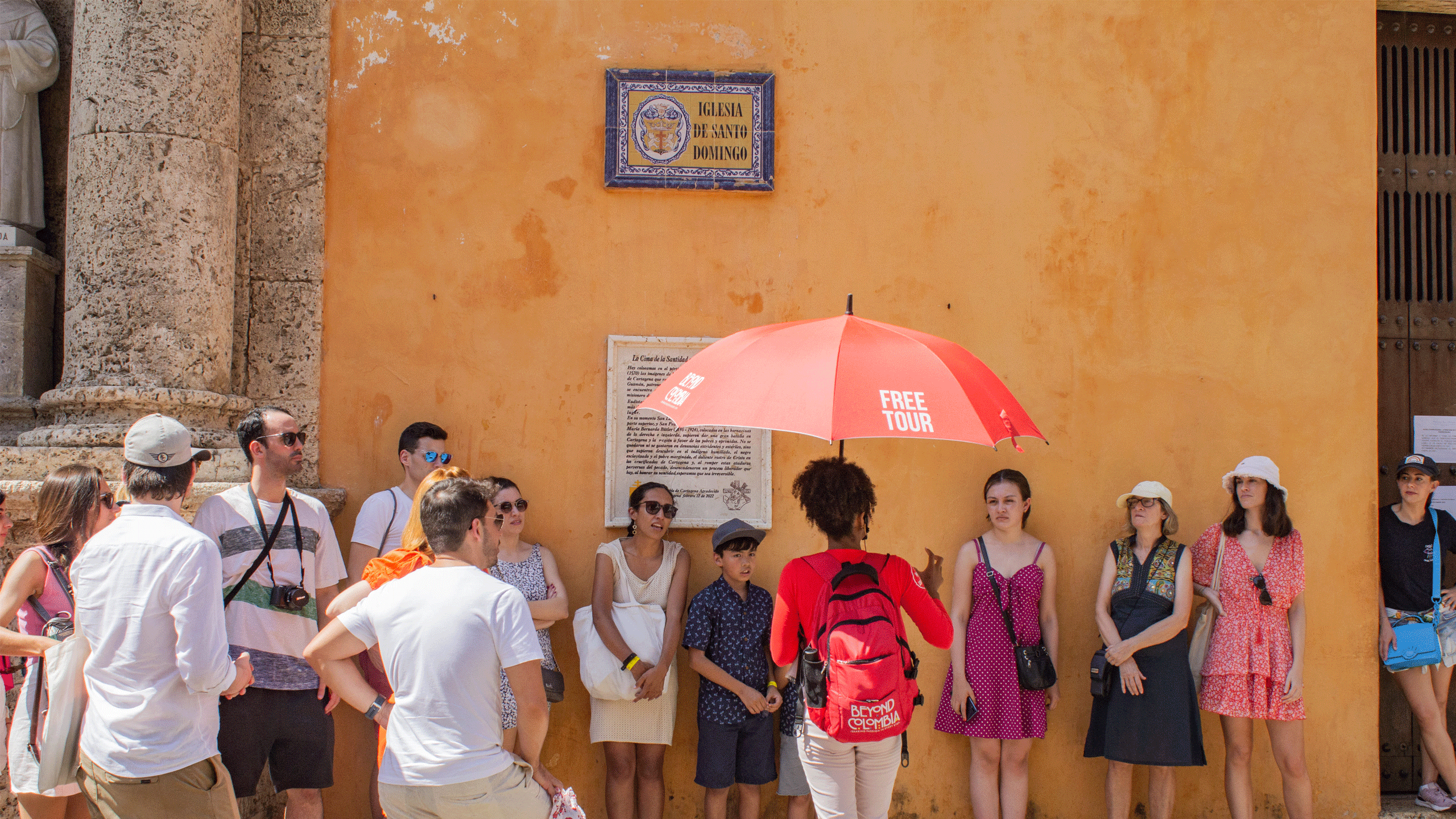 Beyond Colombia Tours | Tour: Free Great Center Tour: Walled City & Getsemani (weekdays)