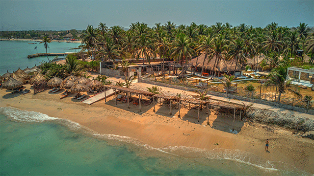 Vista Mare Beach Club Day Trip in Tierra Bomba