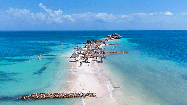 Isla Palma Day Trip in Archipelago of San Bernardo