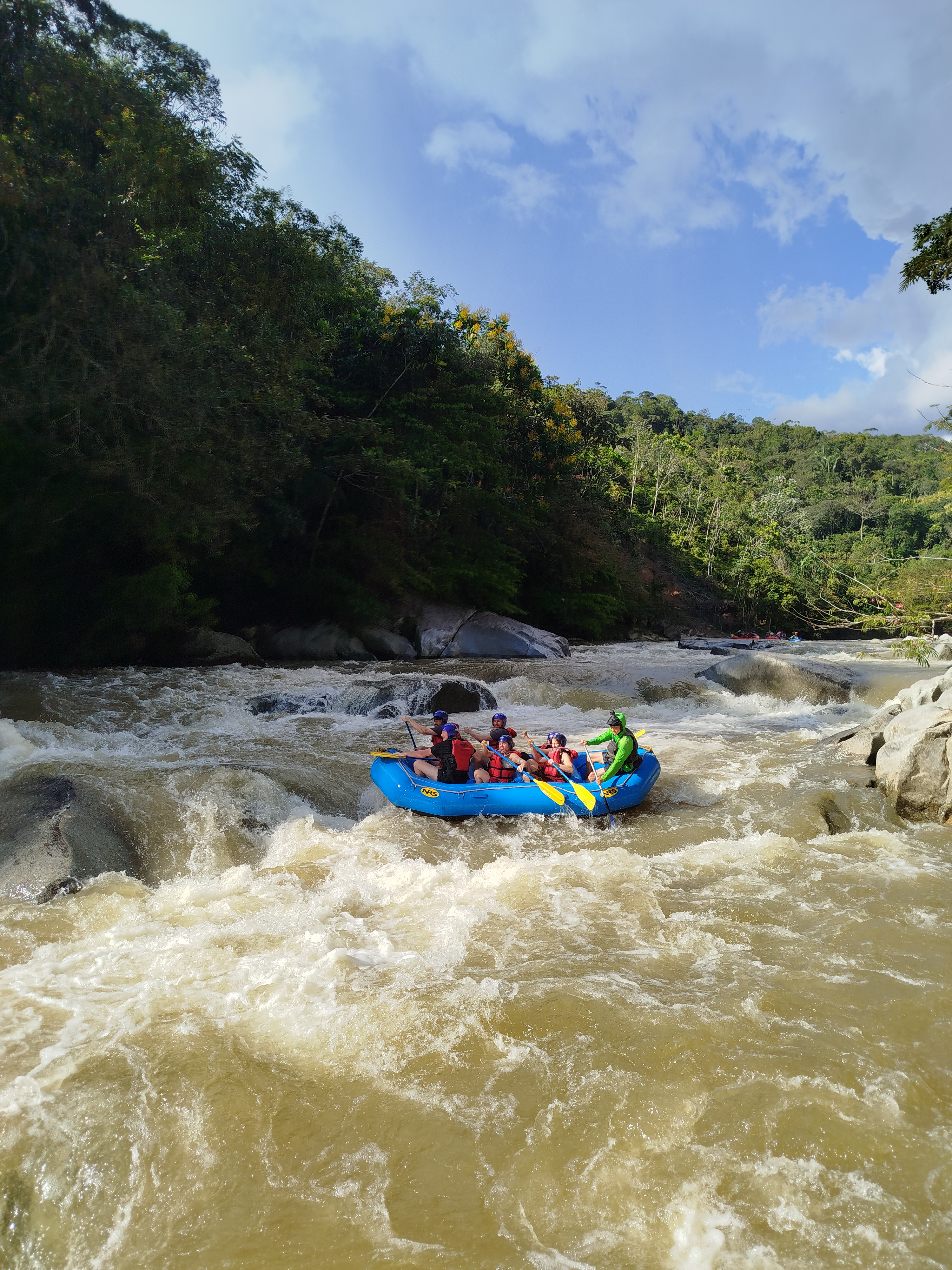 Beyond Colombia Tours | Tour: Rafting Experience at Calderas River