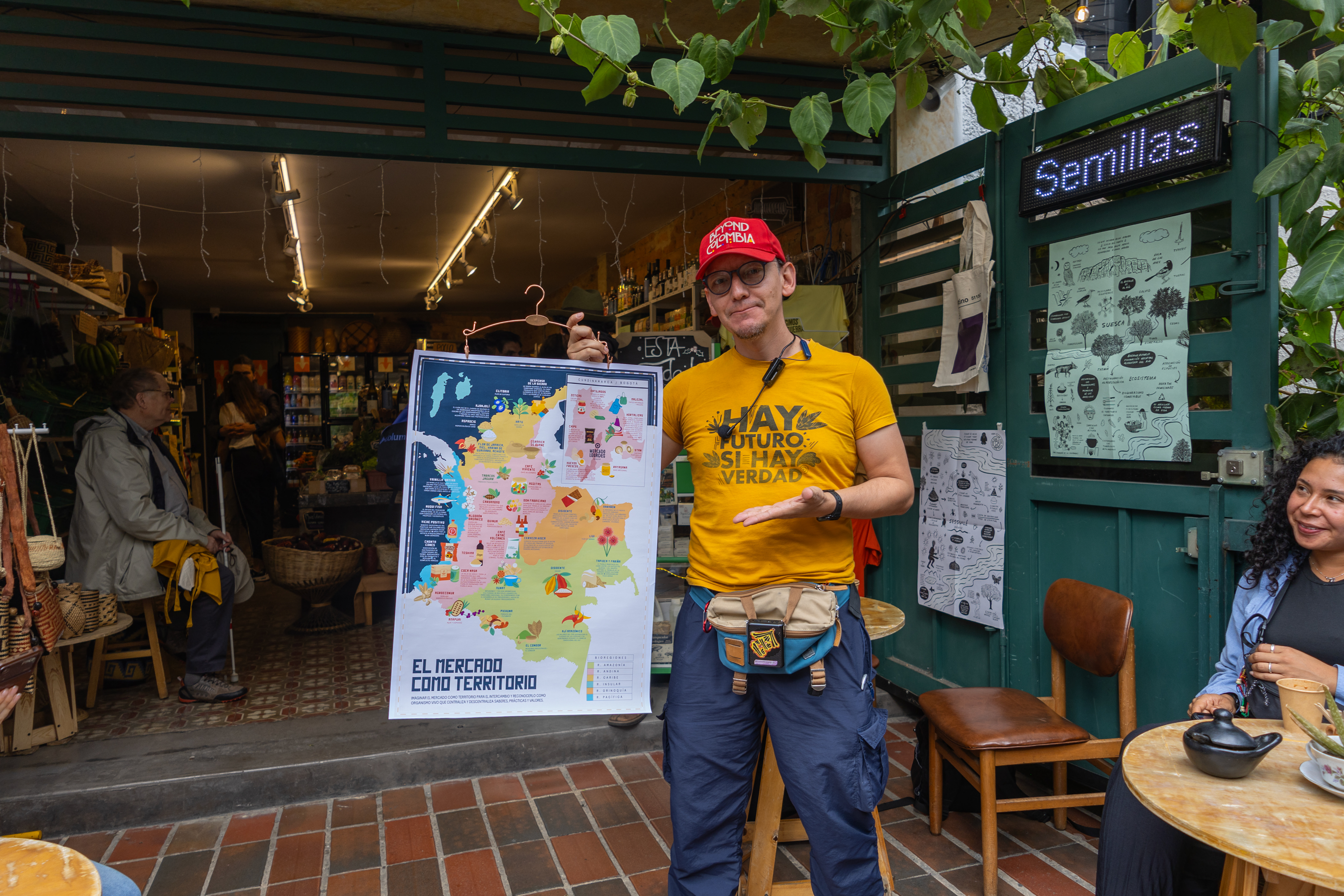 Beyond Colombia Tours | Tour: Free Chapinero District Tour: culture, identity & contrasts