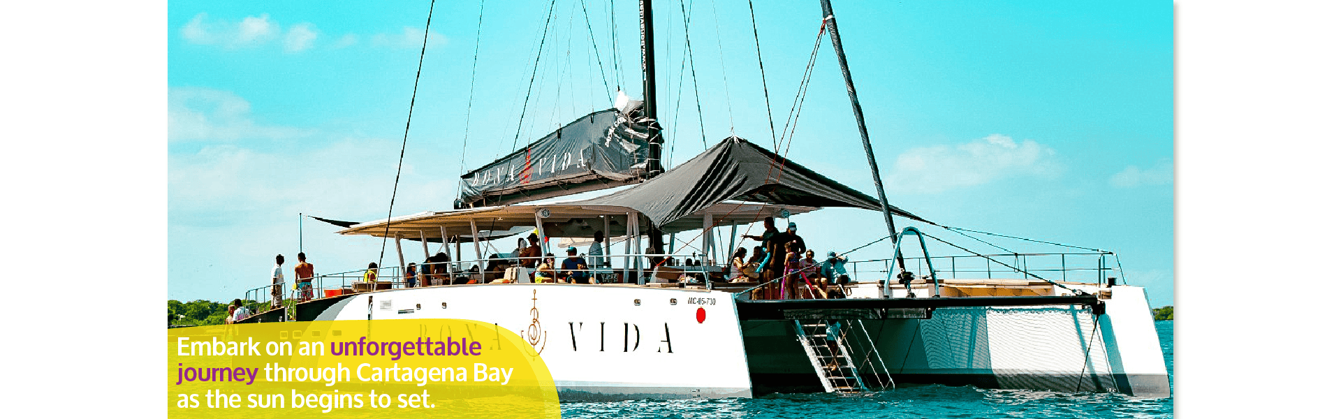 Beyond Colombia Tours | Tour: Catamaran Sunset Open Bar Tour in Cartagena
