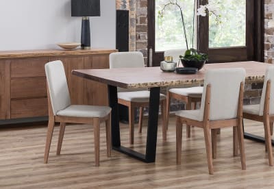 NERO 2700 Dining Table