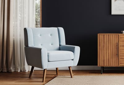 HOOD ACCENT CHAIR
