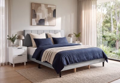 MESTRE King Bed