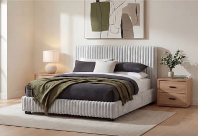 REALYN Queen Bed