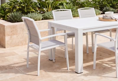 NAVITI Outdoor Dining Chair