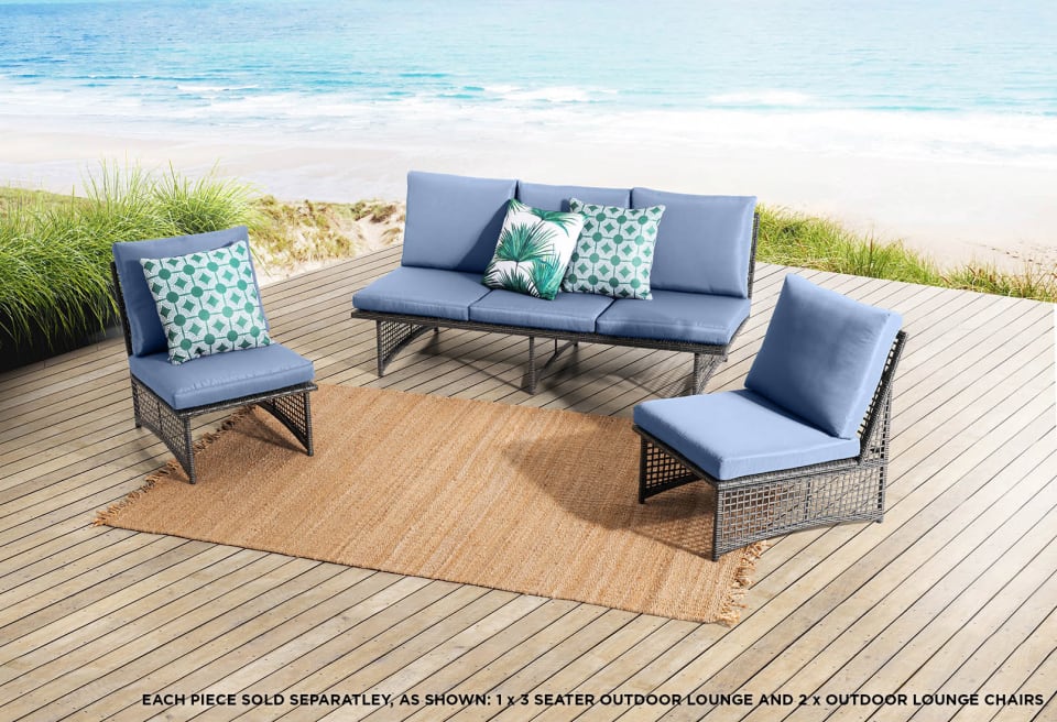 AZALEA Outdoor Lounge Chair
