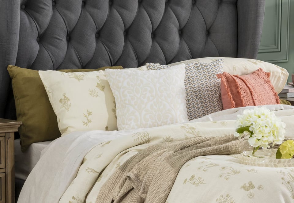 MELINA Cushion