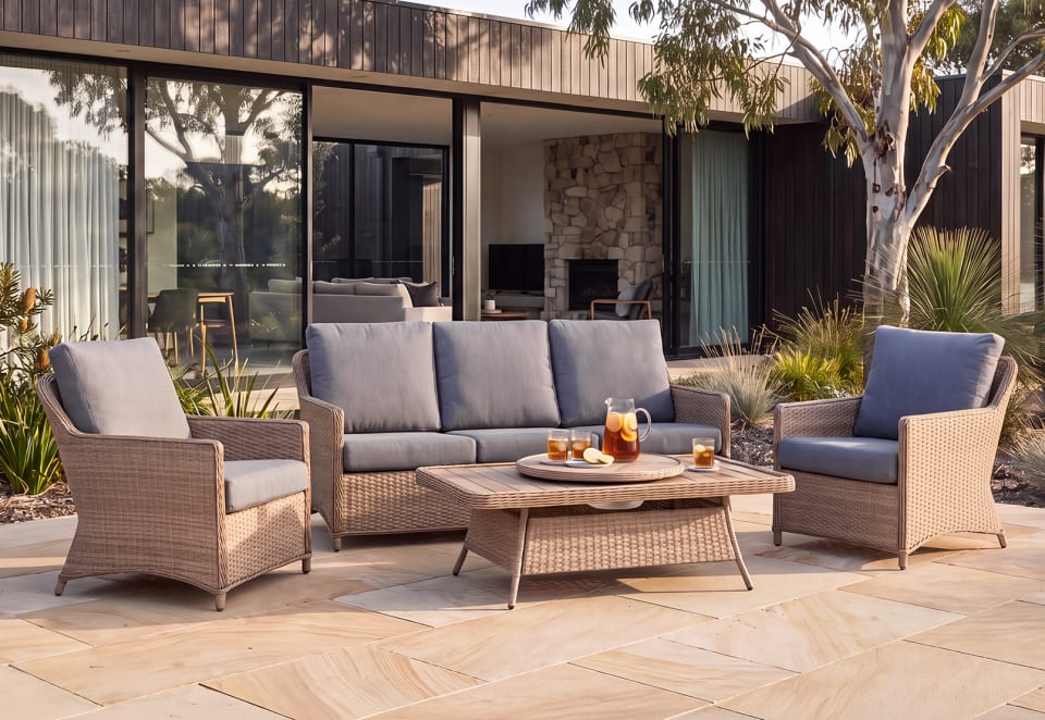 LUAU 4 Piece Outdoor Lounge Setting