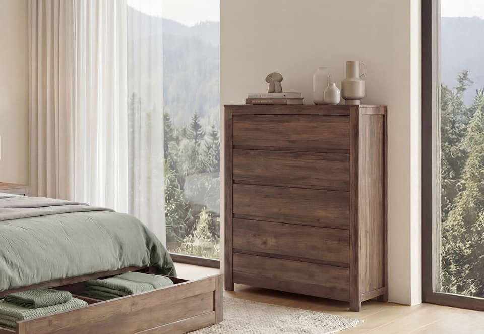 VALDA Tall Chest