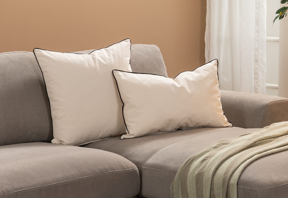 NESTLE 40X60CM CUSHION