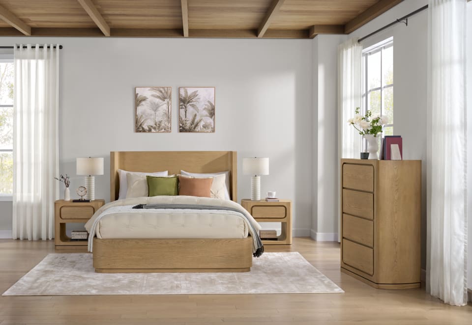 REINE 4 Piece Queen Tall Chest Bedroom Suite