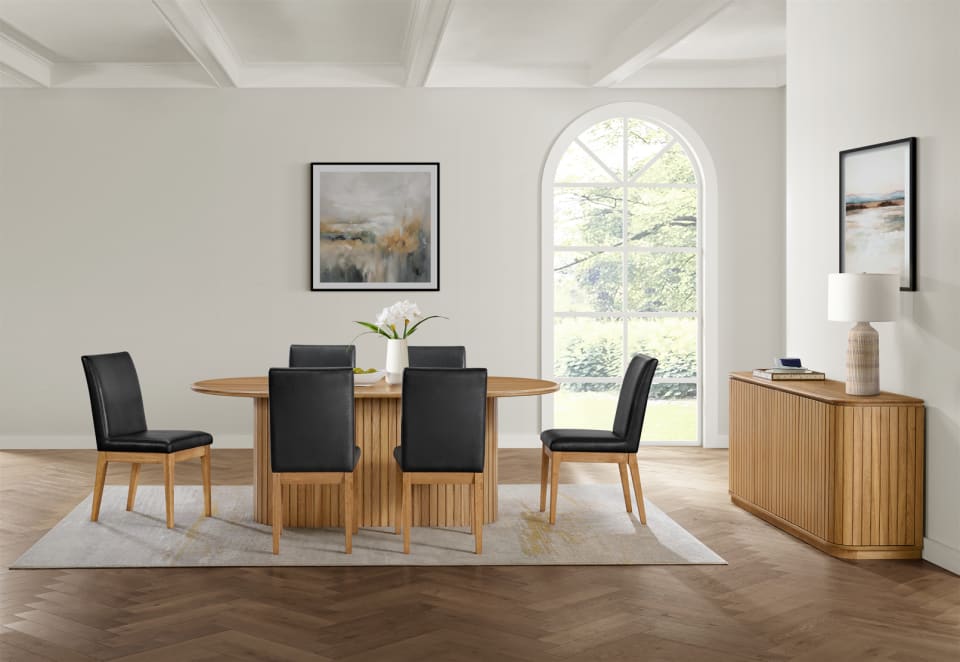 ROCHESTER 7 Piece Dining Suite